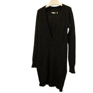 vince Bergdorf Goodman charcoal gray sweater dress M has POCKETS